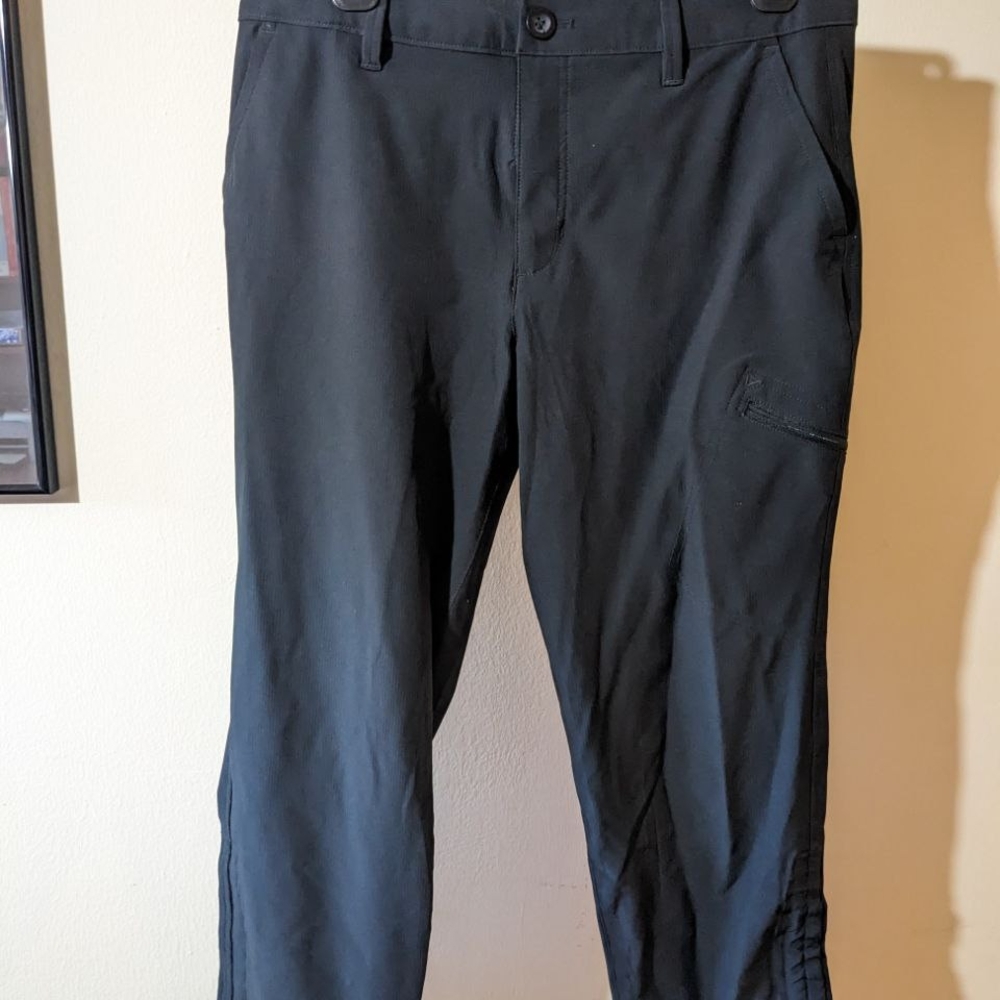 Eddie Bauer Black Capri Pants